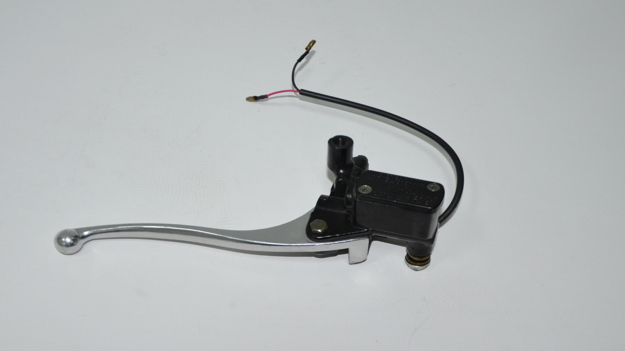 ÖN FREN MERKEZİ ÜST KISIM (PESARO125)